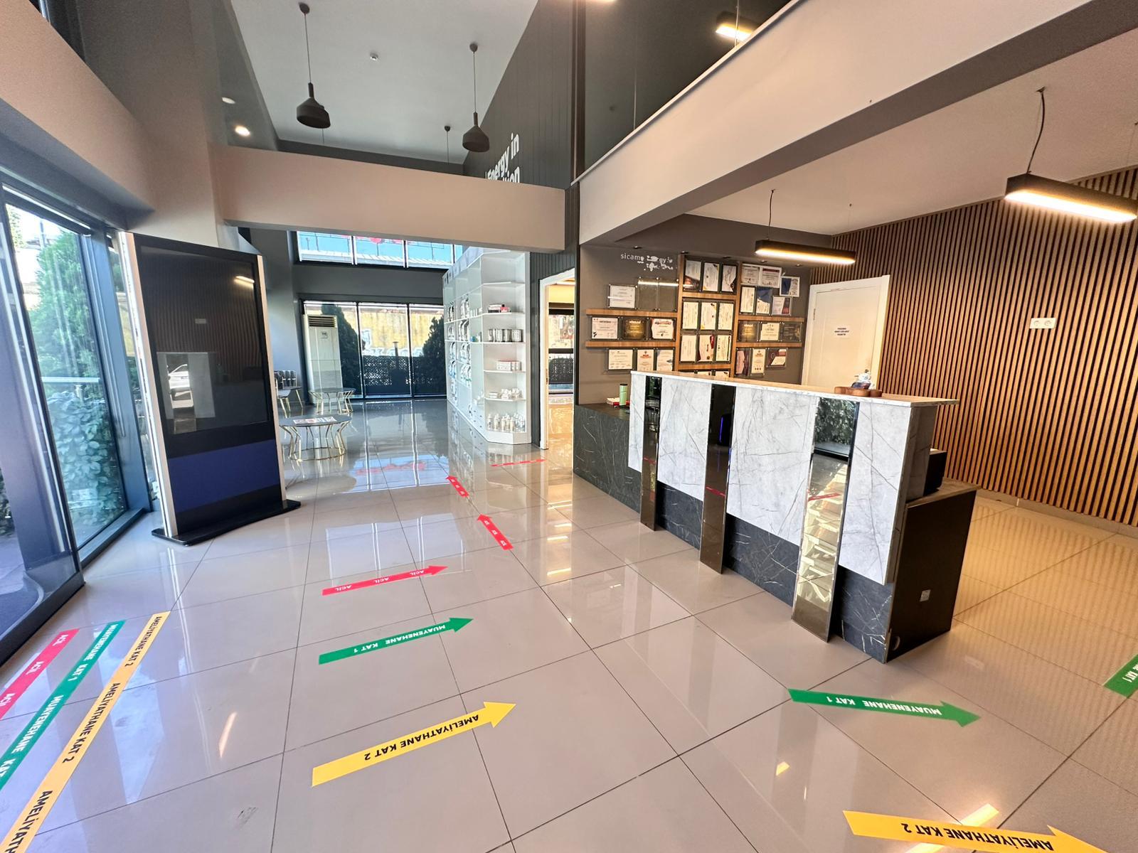 Lacivert Veteriner Klinik Görsel 2