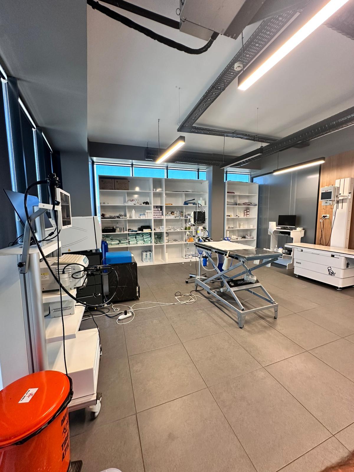 Lacivert Veteriner Klinik Görsel 43